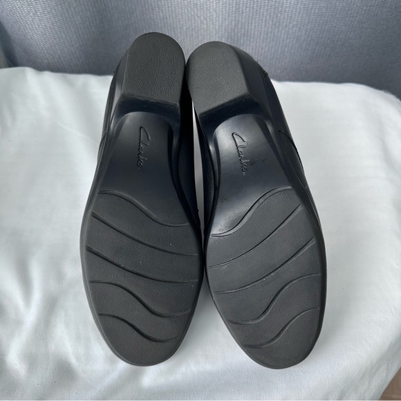 CLARKS INGALLS FALLS WOMENS SLIP-ON SHOES/ Size: 9 - Picture 9 of 15